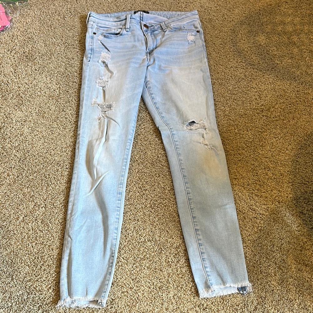 Abercrombie & Fitch Lightly Distressed Light Blue Women's Jeans